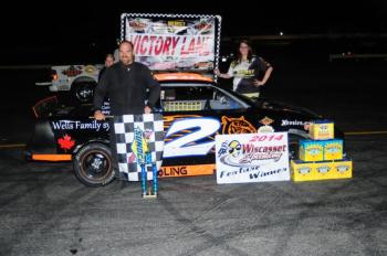 Toby Wells, winner of the Northeast Mini Stock race. (Courtesy petespicks.smugmug.com)