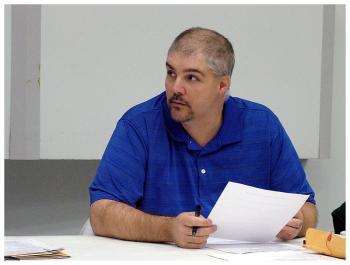 RSU 20 board chairman Anthony Bagley of Searsport on Thursday fielded questions about the role of directors from withdrawing towns in the current school year. (Photo by Ethan Andrews)