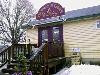 A well-disguised burglar took cash and merchandise from Bennett’s Gems & Jewelry early Monday morning, according to police, who are seeking leads in an ongoing investigation. (Photo by Ethan Andrews)