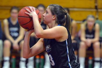 University of New England junior Alanna Vose named to the Maine Women’s Basketball Coaches Association All-State Second Team. (Photo by Ron Hawkes)