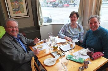 Steve Blackman, Virginia Blackman and Jane Piper ready themselves for dinner.