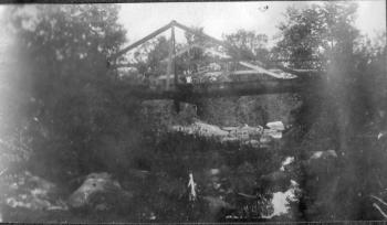 This bridge over the upper Ducktrap on today’s Route 52 was replaced in the late 1920s. One man recalled crossing it as a little boy, though his parents made him get out and walk across, afraid that it might collapse.
Photo courtesy of Lincolnville Historical Society ducktrap bridge