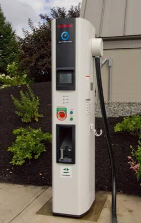 The City of South Portland purchased this DC Quick Charger from Nissan with help from CMP’s PEV grant program. The charger at the South Portland Community Center is available for public use.
