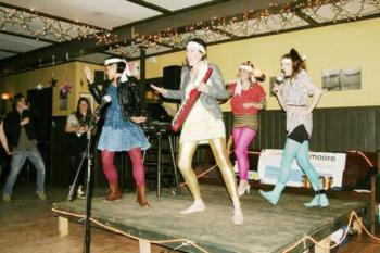 Last year’s Ballad of Milli Vanilli brought out the fun crowd. (Photo by Candace Kuchinski)