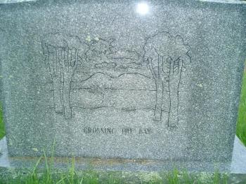 Lincolnville artist Abbott Pattison designed this stone for his family’s lot.
Photo by Diane O’Brien maplewood