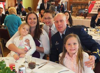 Justin Uyttewaal with family, Cassie, Annabelle, Jacob and Elizabeth