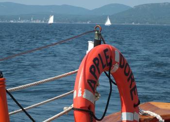 Looking from the stern of the Appledore back toward Camden Harbor.