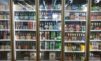 Wine, cider and craft brew complimentary tasting at Rockland Food Service Friday night.