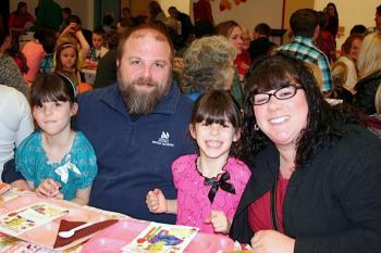 From left, the Davis Family, including first-grader Brooke Davis, Kevin Davis (dad), first-grader Chelsea Davis and Angie Davis (mom). (Courtesy Carla Myrick)