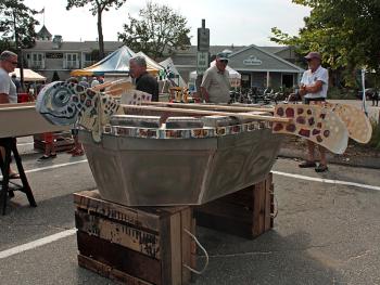 This entrant from year’s past was long on imagery, and a crowd favorite, but ended up short on maneuverability and speed once it hit the water. (Photo by Holly S. Edwards)