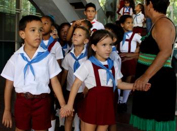School chidlren in Cuba, April 2016. (Photo by Maleah Chadwick)
