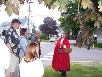The lady in the red cloak giving a tour. (Photo courtesy Sally Lobkowicz)