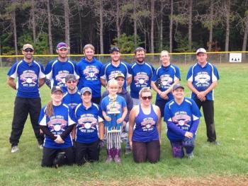 The Benchwarmers. From left in the front row are Kim Young, Heath Smith, Sara Cullity, Jacob York, Jenn Daniels and Becca Smith. From left in the back row are Lenny Wedge, Jordan Carter, Lee Smith, Jason Yates, Tim Jackson, Jay Young and Chris Burns. (Courtesy Kyle Santheson)