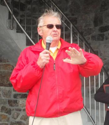 Bob Oxton talking about the Mt. Battie Christmas Star.