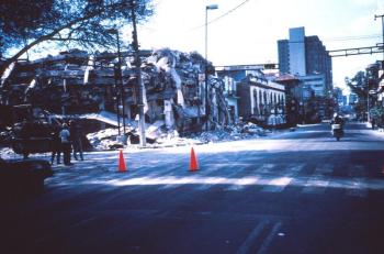 Mexico City Earthquake, September 19, 1985. Collapsed eight-story building. Source: /libraryphoto.cr.usgs.gov/cgi-bin/show_picture.cgi?ID=ID.%20Celebi,%20M.%2013ct; Author, United States Geological Survey