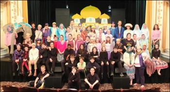 Camden Rockport Middle School’s cast of Aladdin Jr.