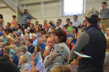 A crowd is drawn to the Camden-Rockport Middle School gym to vote on the middle school financing package. (Photo by Lynda Clancy)