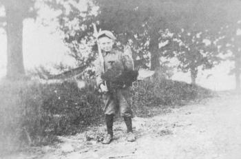 fred with gun