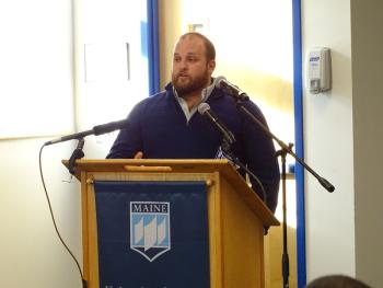 Andrew Doyle, the town manager in Vinalhaven, speaks in support of Islesboro. (photo by Erica Thoms)