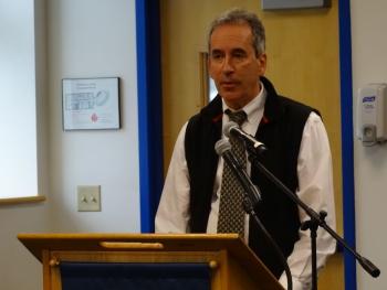 Belfast City Manager Joe Slocum was the last speaker at the meeting. (photo by Erica Thoms)