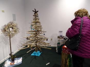 For those seeking an alternative to the typical tree, there is a driftwood tree that interested many visitors. (photo by Erica Thoms)
