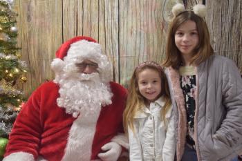 Skyler Rhodes and Kiley Feraco. (Photo courtesy of Thomaston Grammar School)