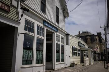 The entrance to Davidson Realty, the streetside portion of the building housing Skål!. (Courtesy Bill Trevaskis)
