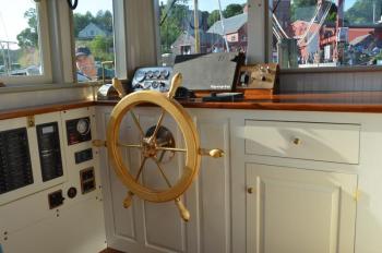 The pilot house of the Underwood.