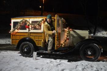 The Woody came out for the evening. (Photo by Lynda Clancy)
