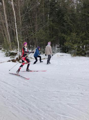 Katie Thorn approaching the finish of the 3k. (Courtesy Saphrona Stetson)