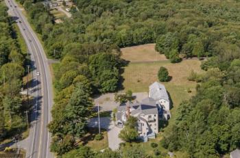 (Photo courtesy Katherine Sfier, Legacy Properties Sotheby's International Realty)