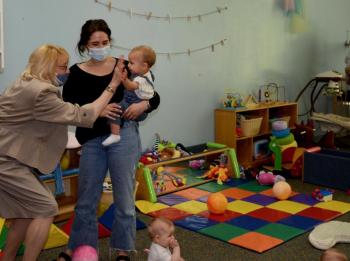 The babies liked all the activity. (Photo by Lynda Clancy)