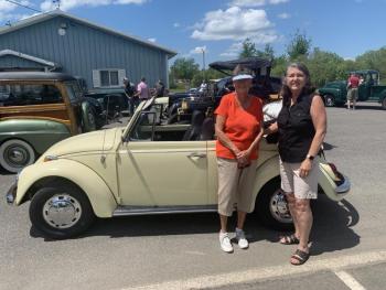 Brenda Stinson and Beth Chamberlin. (Photo courtesy Thomaston Grammar School)