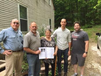 Lincolnville Select Board members visit Darlene Barrows (center) June 2 to honor her husband, David, with a town report in memoriam presentation. From left to right: Selectman Mike Ray, Selectman Keryn Laite, Jr. (Vice-Chair), Darlene Barrows, Selectman Joshua Gerritsen, Selectman Jordan Barnett-Parker
(Photo courtesy Town Administrator David Kinney)