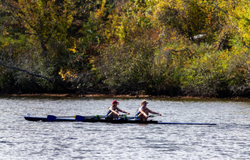 The master’s 2x racing to the finish.