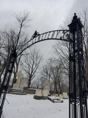 Grove Cemetery