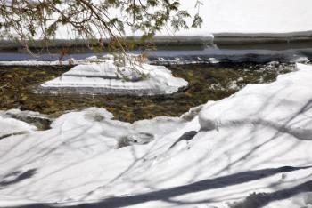 Late winter scenes on Megunticook and Sugarloaf. (Photo by Roger Wickenden)