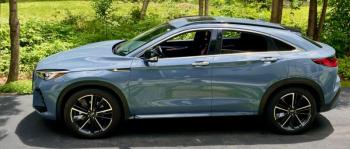 Even in this muted but rich Slate Gray, the QX55’s sleek silhouette stands out. Yes, the sloping roof cuts into rear headroom and cargo space, but front-seaters are in the lap of luxury.