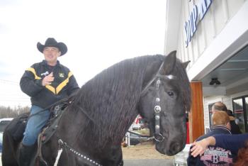Gerry Scott, of Horses Over America, sits atop Hercules.
(photo by Erica Thoms)