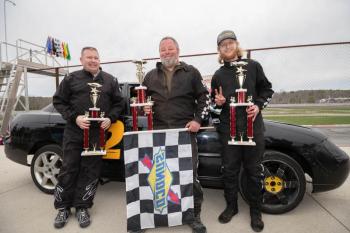 Roadrunner Victory Lane: From left - David Whitelaw, Chip Farrington and Noah McGrath. Steve Girard/SGirardPhotography