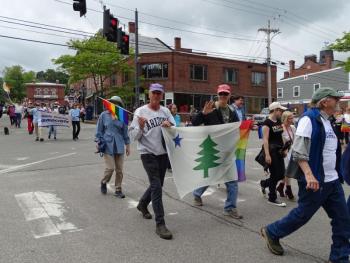 (photo by Erica Thoms)