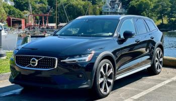 The Volvo V60 Cross Country is elegant and sophisticated and all we expect from a premium Swedish product. The electrified “mild hybrid” B5 powerplant delivers 260 smooth horsepower.