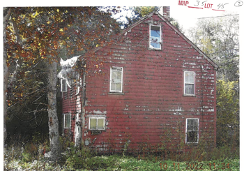 The building at 150 Park Street is thought to have constructed in 1800. The town is requesting that its owner either rehabilitate it or tear it down. (Photo courtesy Town of Rockport)