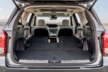 The Palisade is a large vehicle; with the third row of seats stowed, 86 cubic feet of storage space is available. Power-fold second- and third-row seats are available. Top trim levels come with captain’s chairs in row two, which reduces the seating from eight to seven passengers.