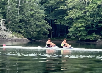 Cabot Adams winning first in the men's singles event at the Cromwell Cup Regatta (Photo courtesy Iselin Bratz)