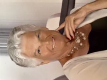 Mary Lou (Giggie) Nealley