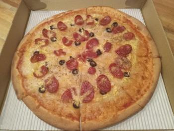 Thai sausage pizza. Photo by Kay Stephens