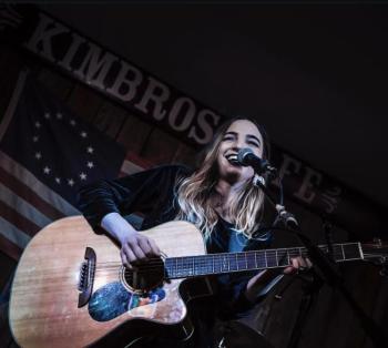 Ali Warren. (Photo courtesy Underground Lounge)