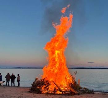 The fire goes up!