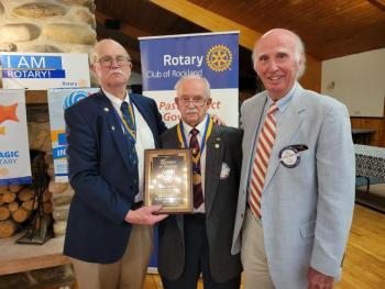 L-R: Rockland Rotary President Mike Flanagan, Ken Gricus, and Honorary Rockland Rotarian Jay Curley. (Photo by Ferolyn Curtis)